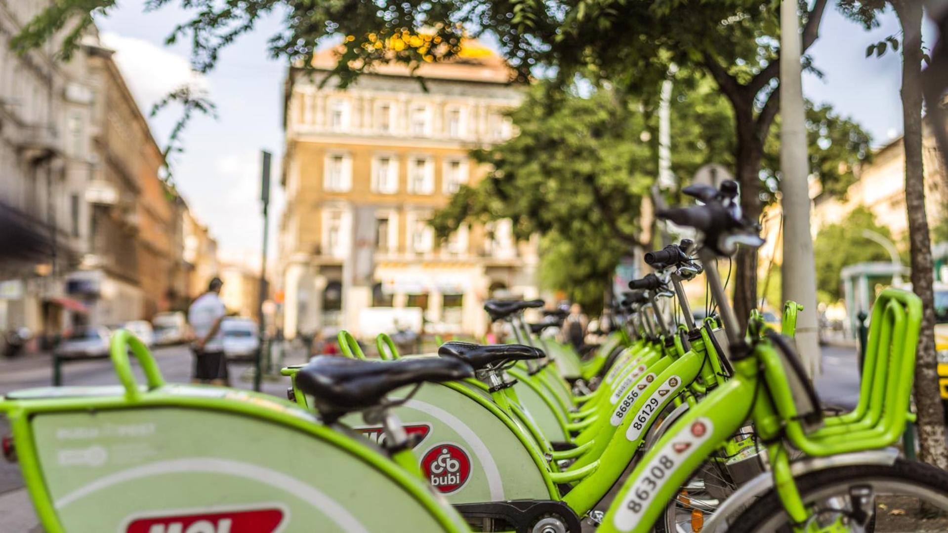 Marone Circles Comfortable For 4 With Parking Budapest